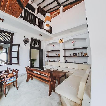 56 By Deco - Galle Fort Экстерьер фото