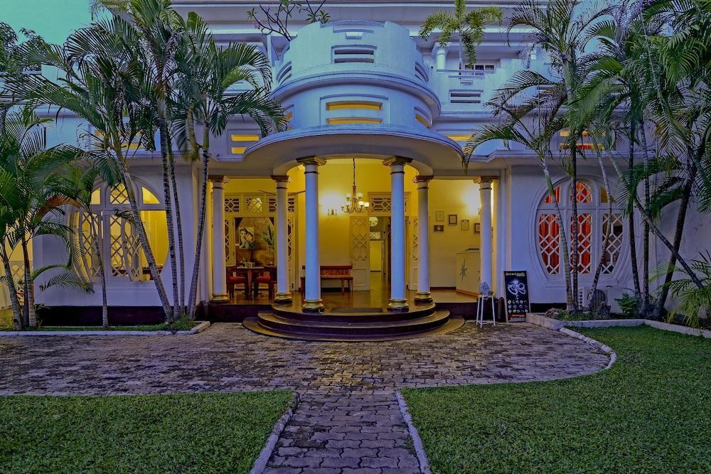 56 By Deco - Galle Fort Экстерьер фото