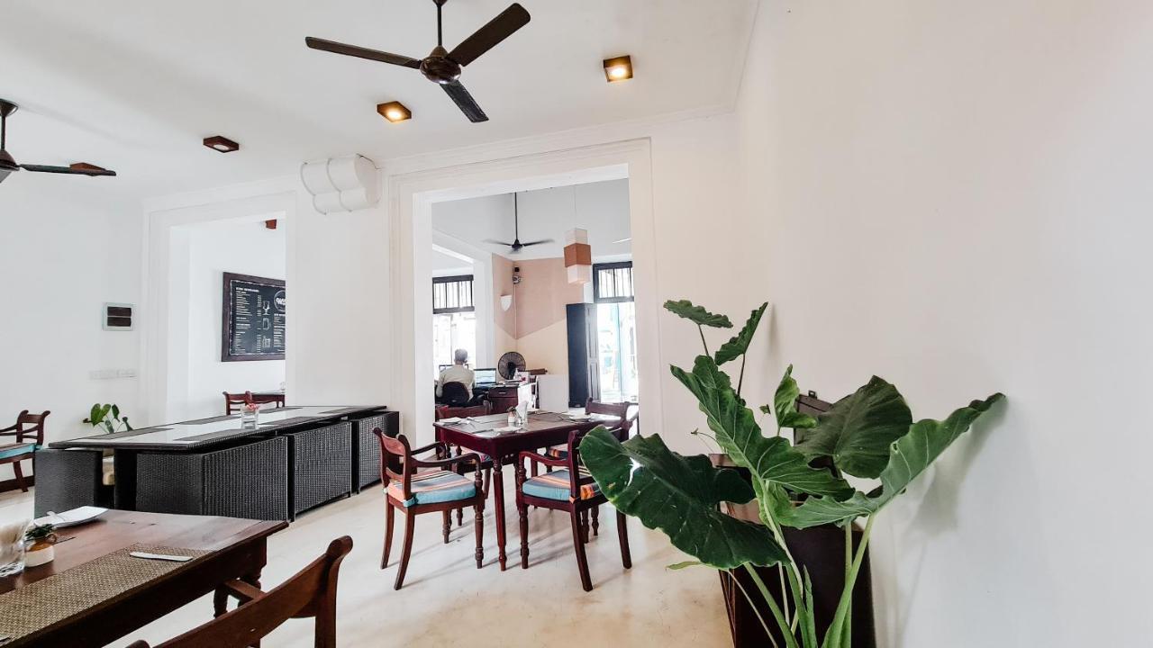 56 By Deco - Galle Fort Экстерьер фото
