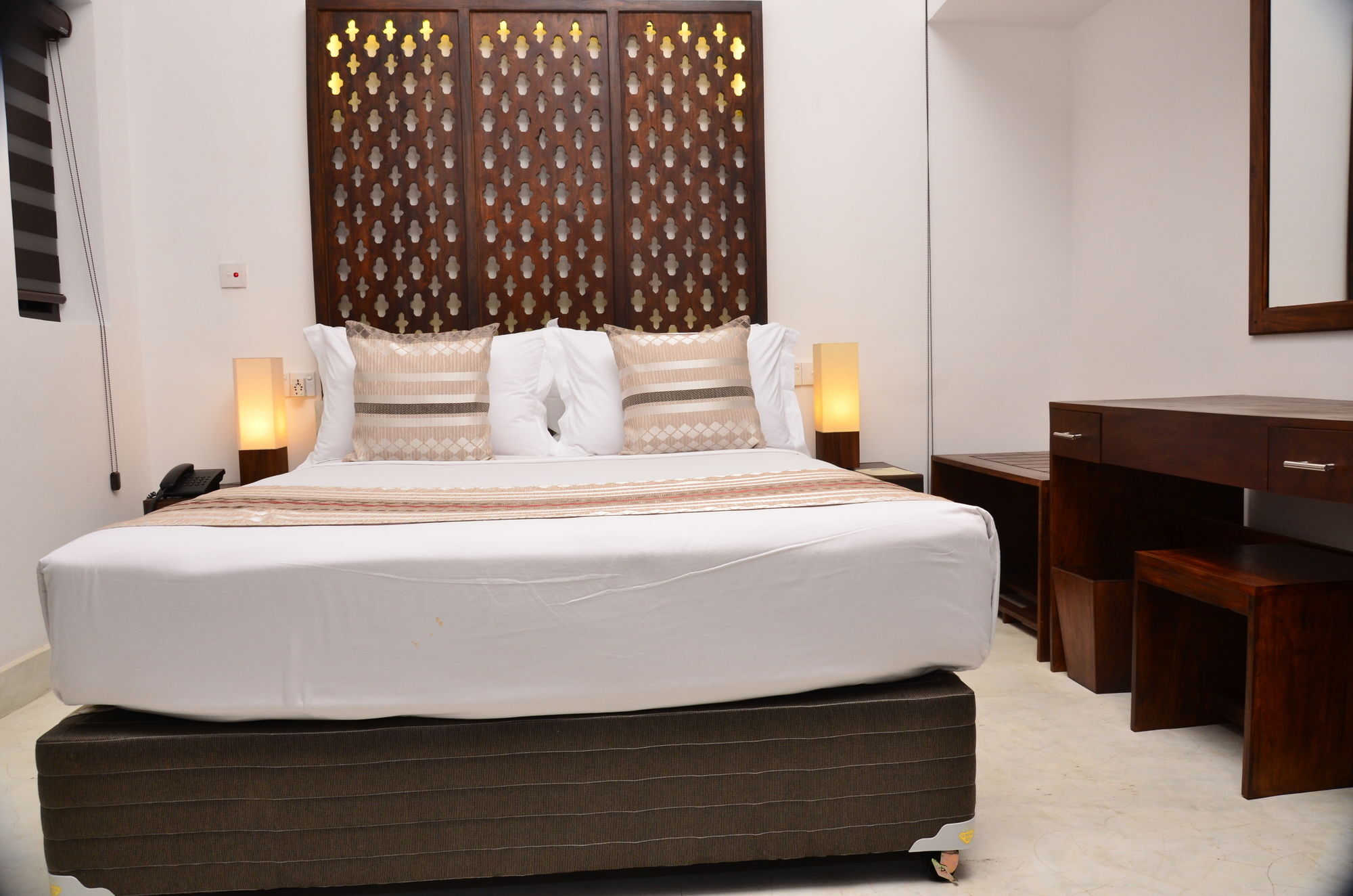 56 By Deco - Galle Fort Экстерьер фото