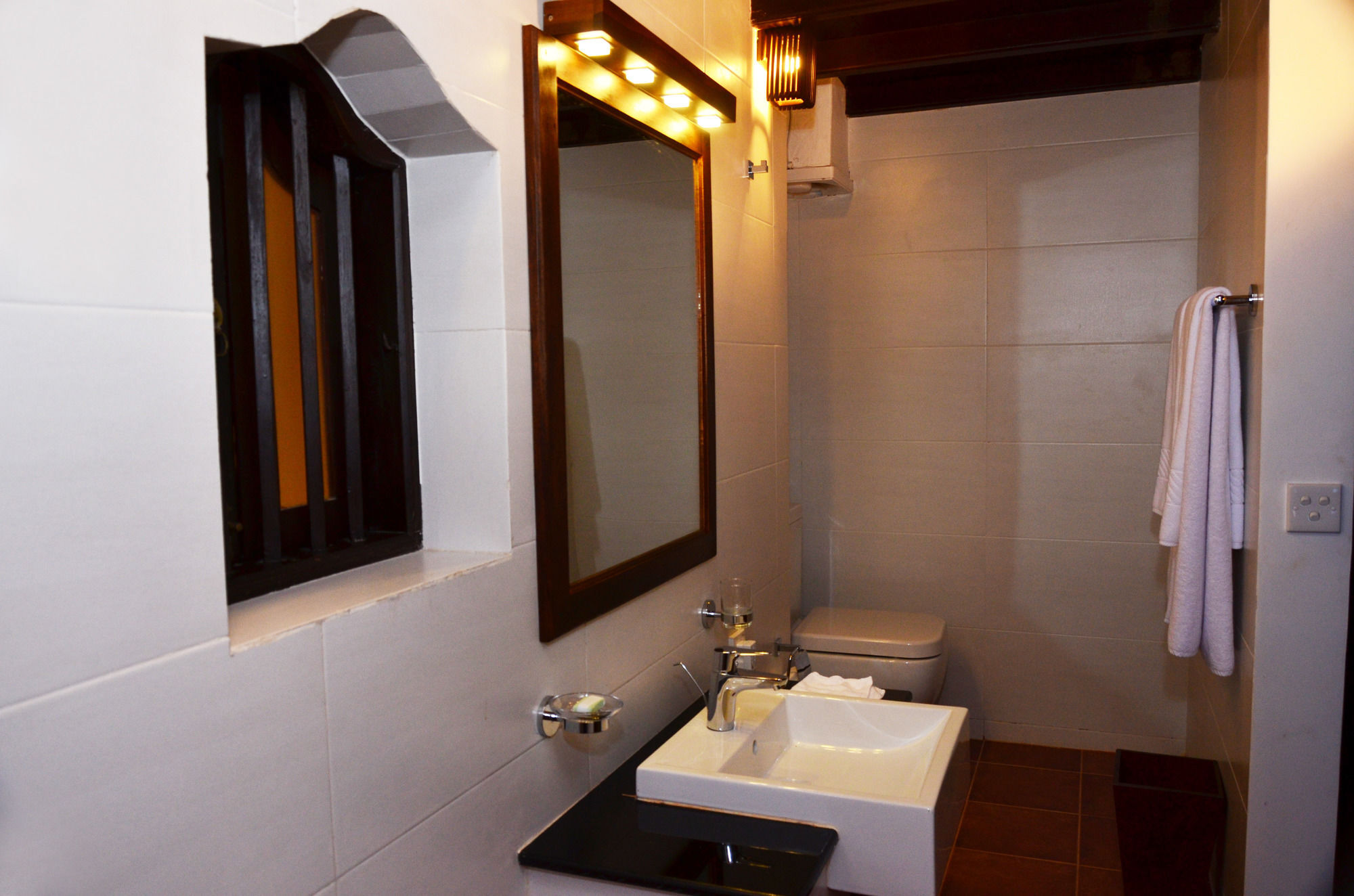56 By Deco - Galle Fort Экстерьер фото